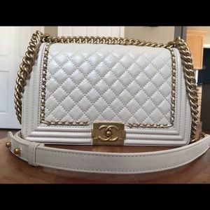 CHANEL Boy Bag